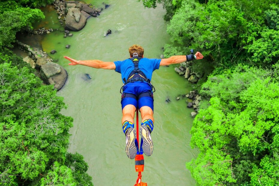 Bungee Jumping in Hawaii